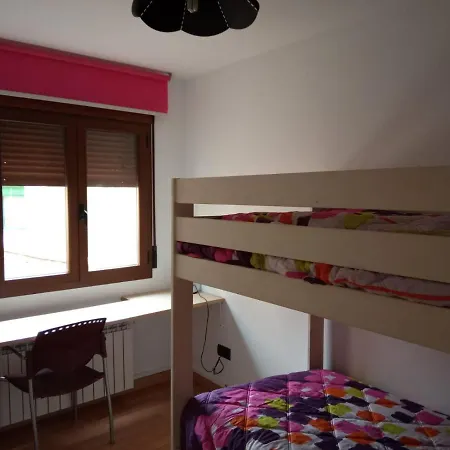 Arrenales Del Portillo Apartment *